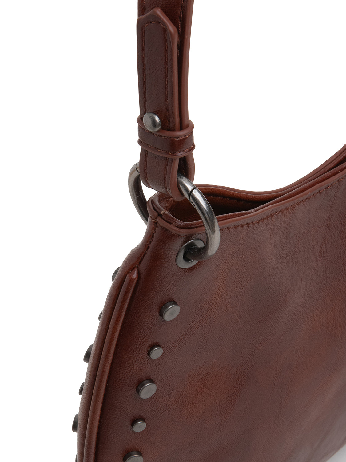 Borsa mezzaluna con borchie - MARRONE