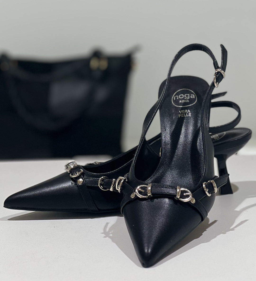 03-SLINGBACK.jpg
