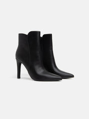 Pointed toe ankle boot with stiletto heel - BLACK