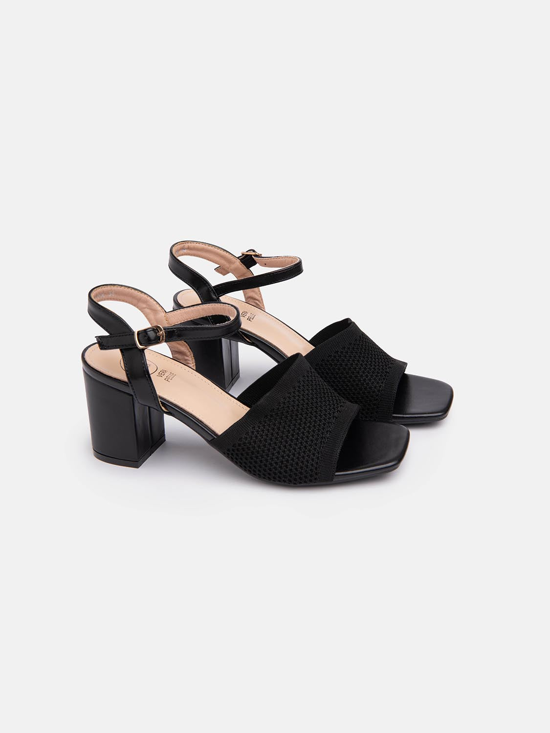 Sandal with wide heel and perforated band - BLACK