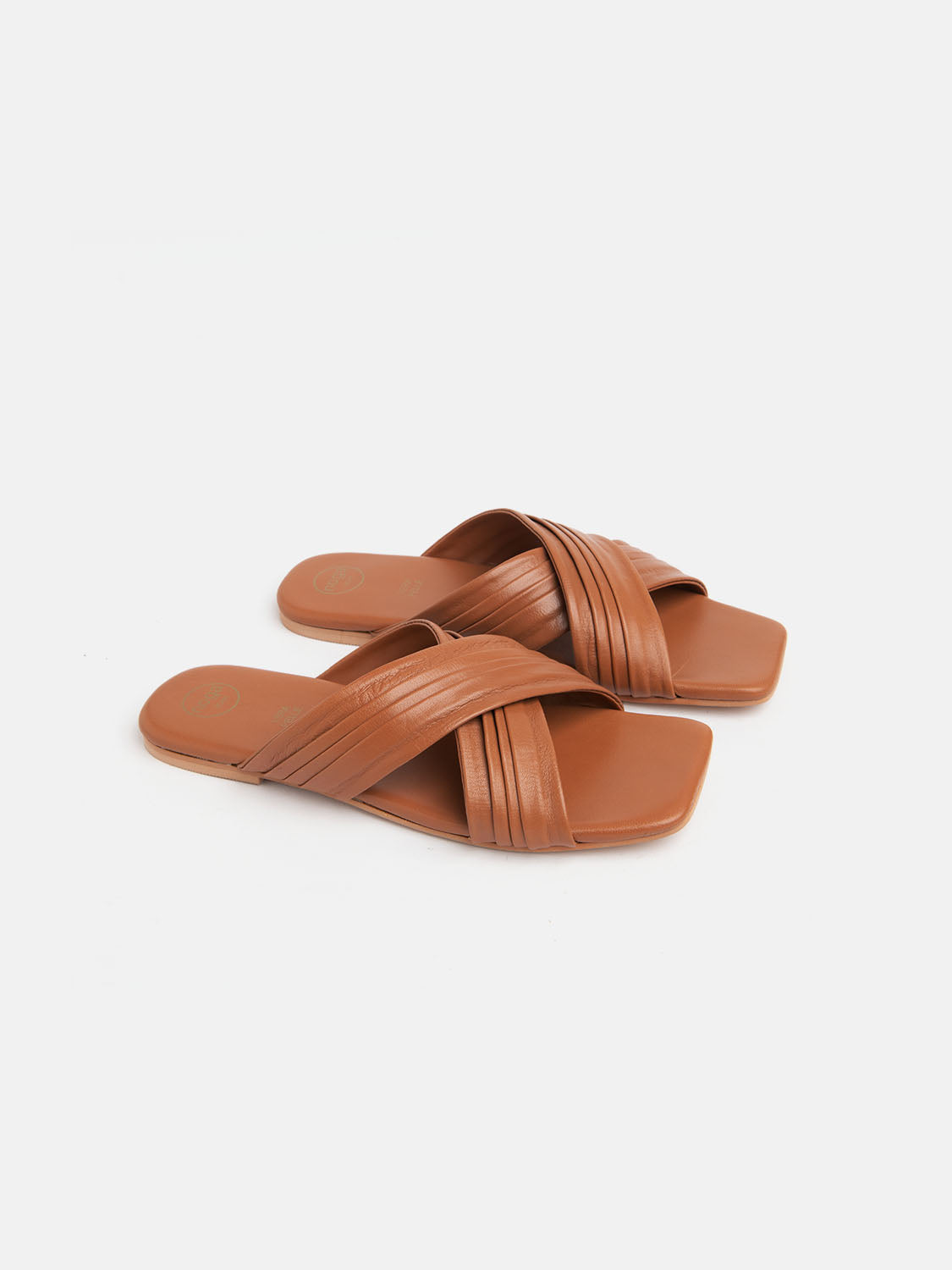 Genuine leather slipper with crisscross bands - LEATHER