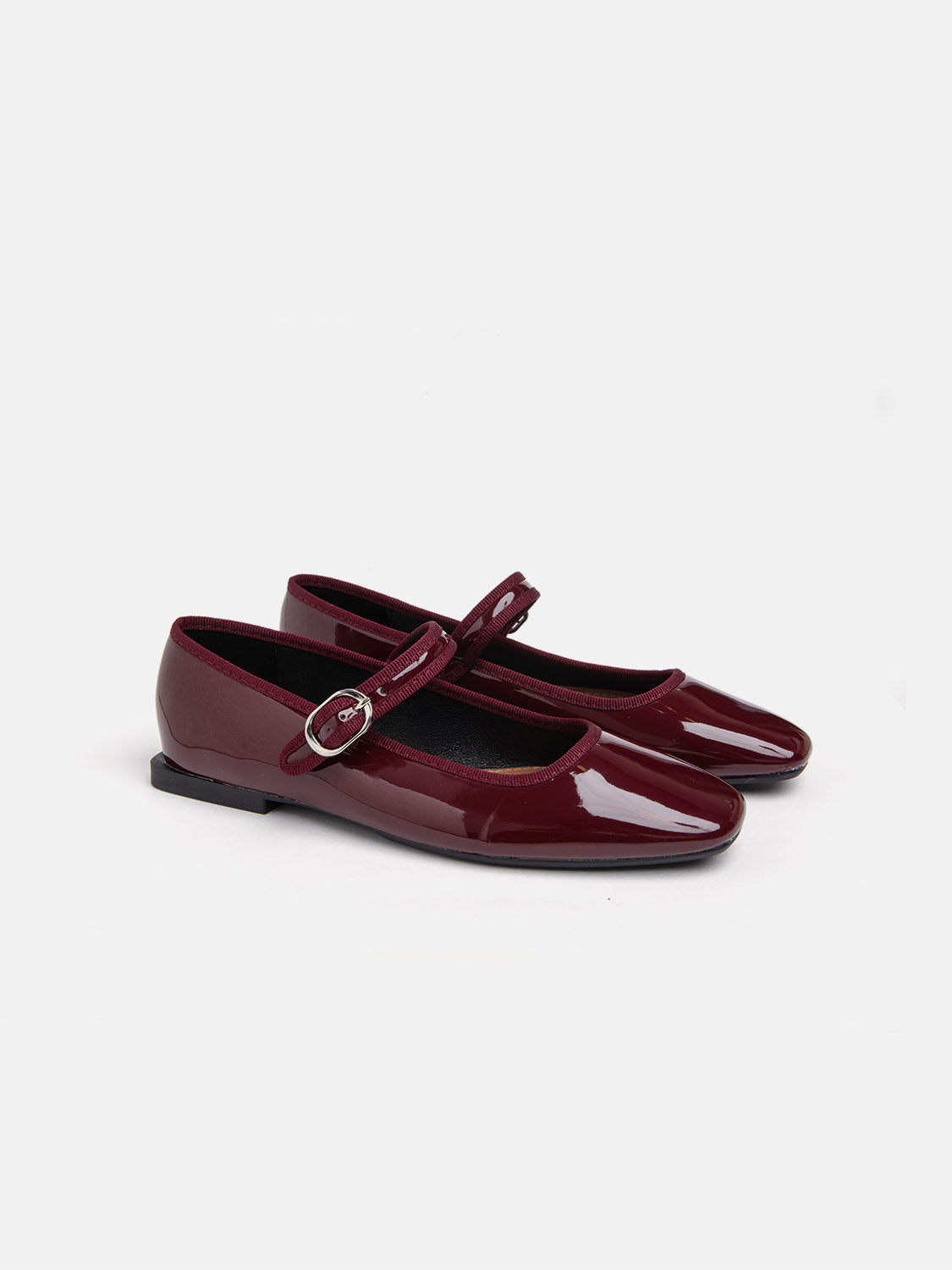 Ballerina with strap and square toe - BORDEAUX