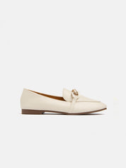 Slim-line moccasin with chain - WHITE