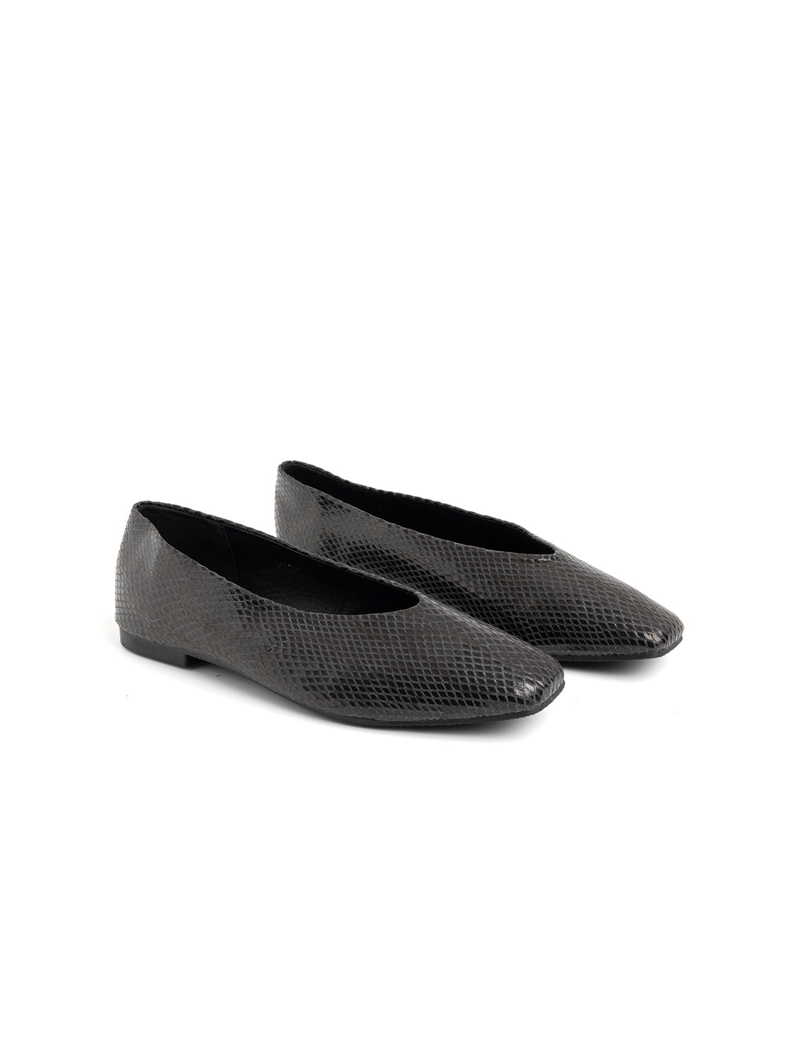 Crocodile-Embossed Ballerina with Square Toe - BLACK