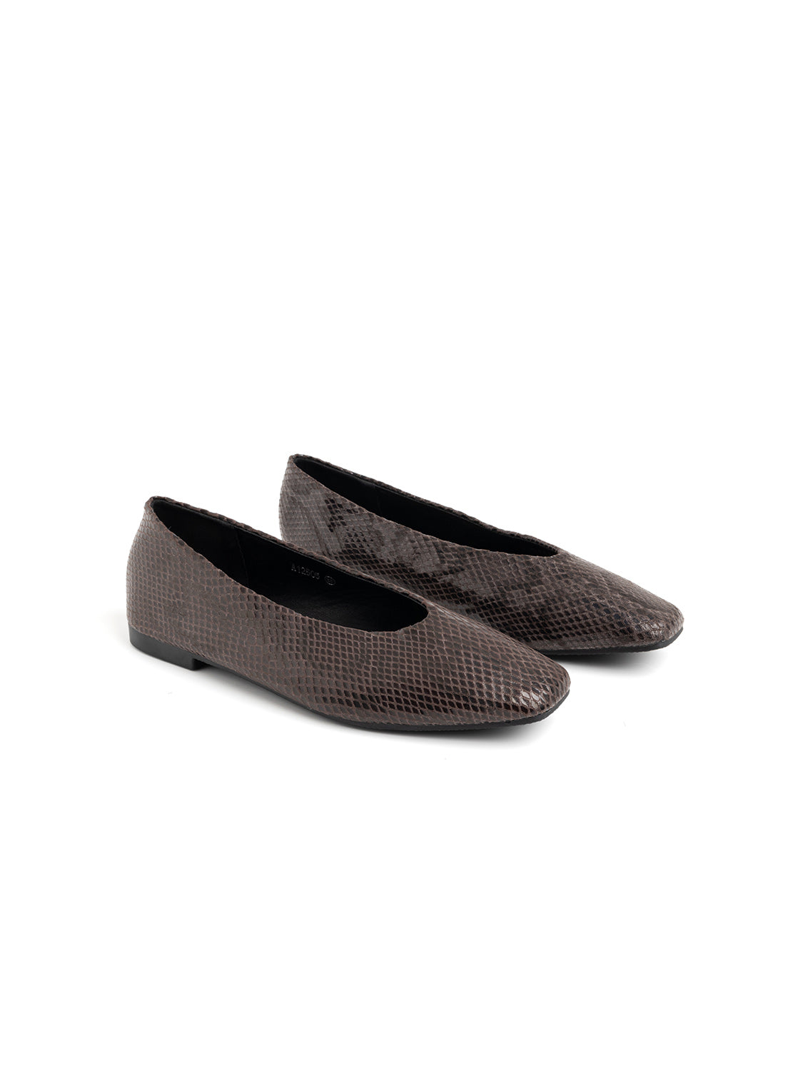 Crocodile-embossed square-toe ballerina - BROWN