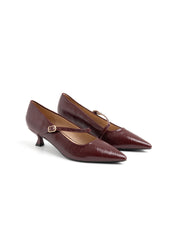 Pointed-toe pumps with diagonal strap - WINE