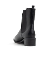 Classic ankle boot with elastic fit - BLACK