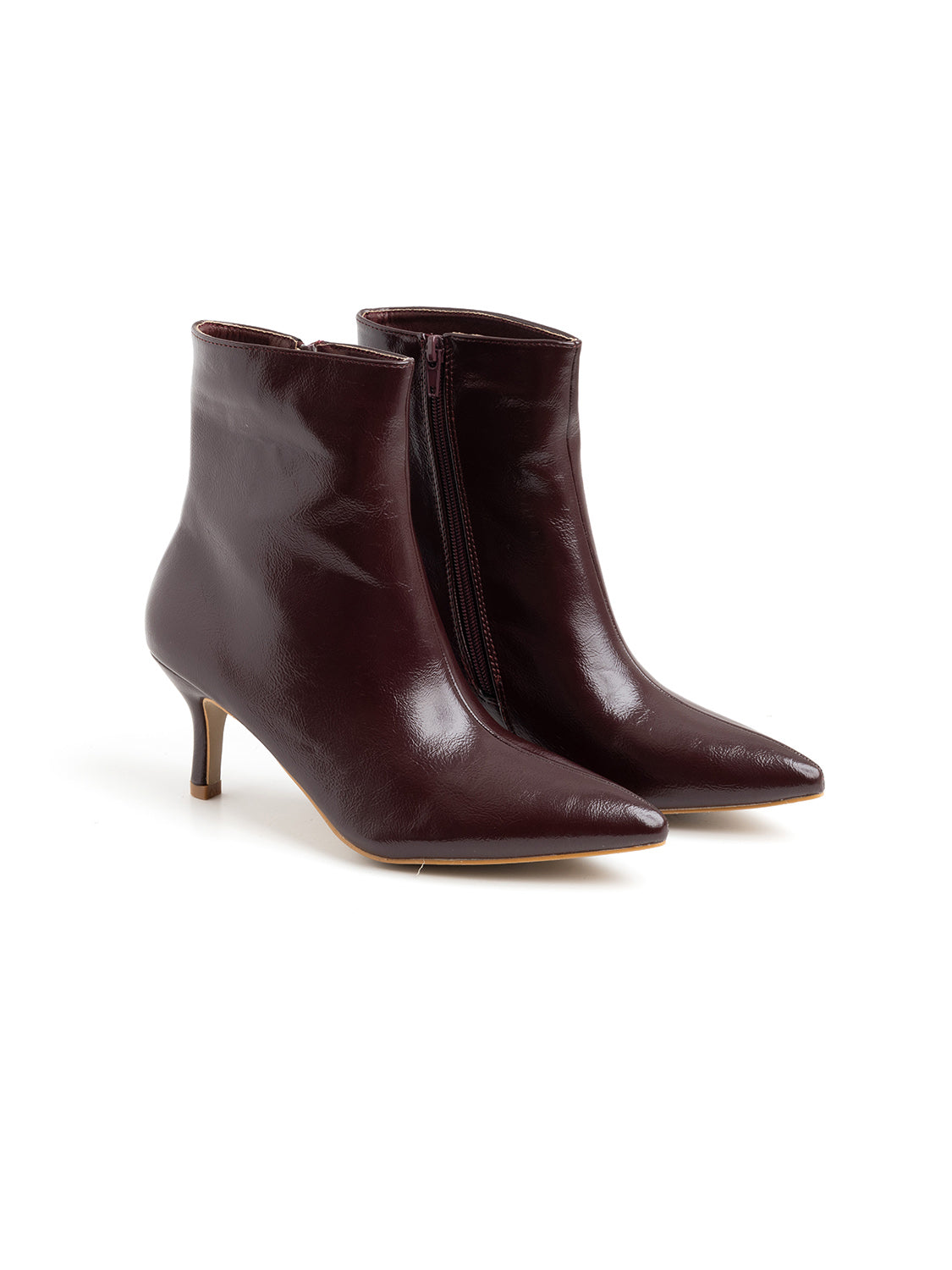 Pointed-toe patent leather ankle boot - WINE