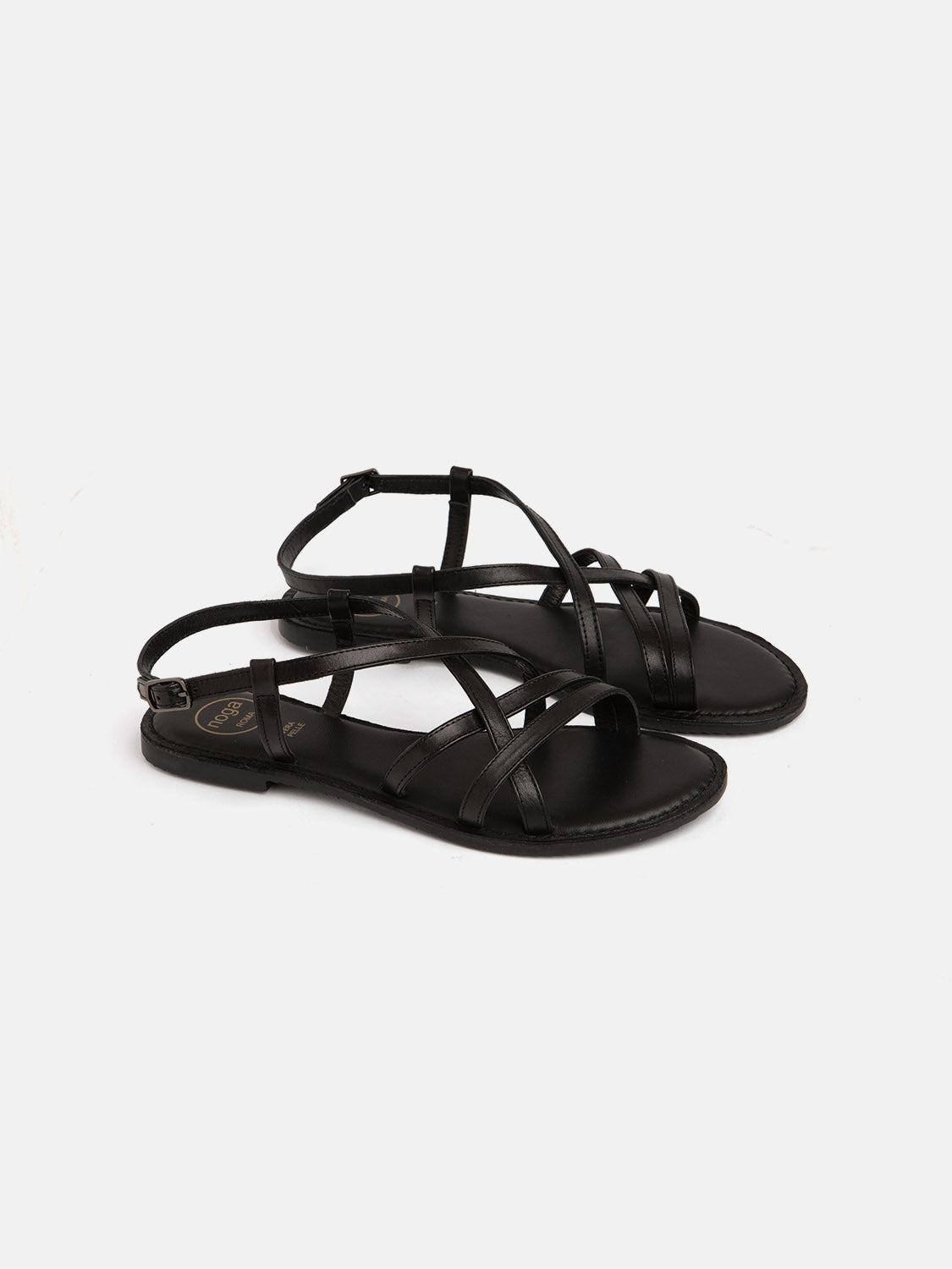 Flat sandal in genuine leather with crossed straps - BLACK