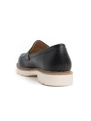 White bottom moccasin with penny band - BLACK