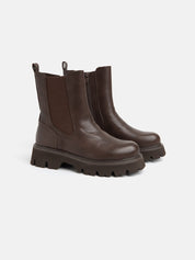 Chelsea boot with tank sole - BROWN