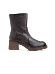 Stivaletto liscio con tacco - MARRONE