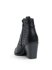 Texano alla caviglia con traforatura floreale - NERO