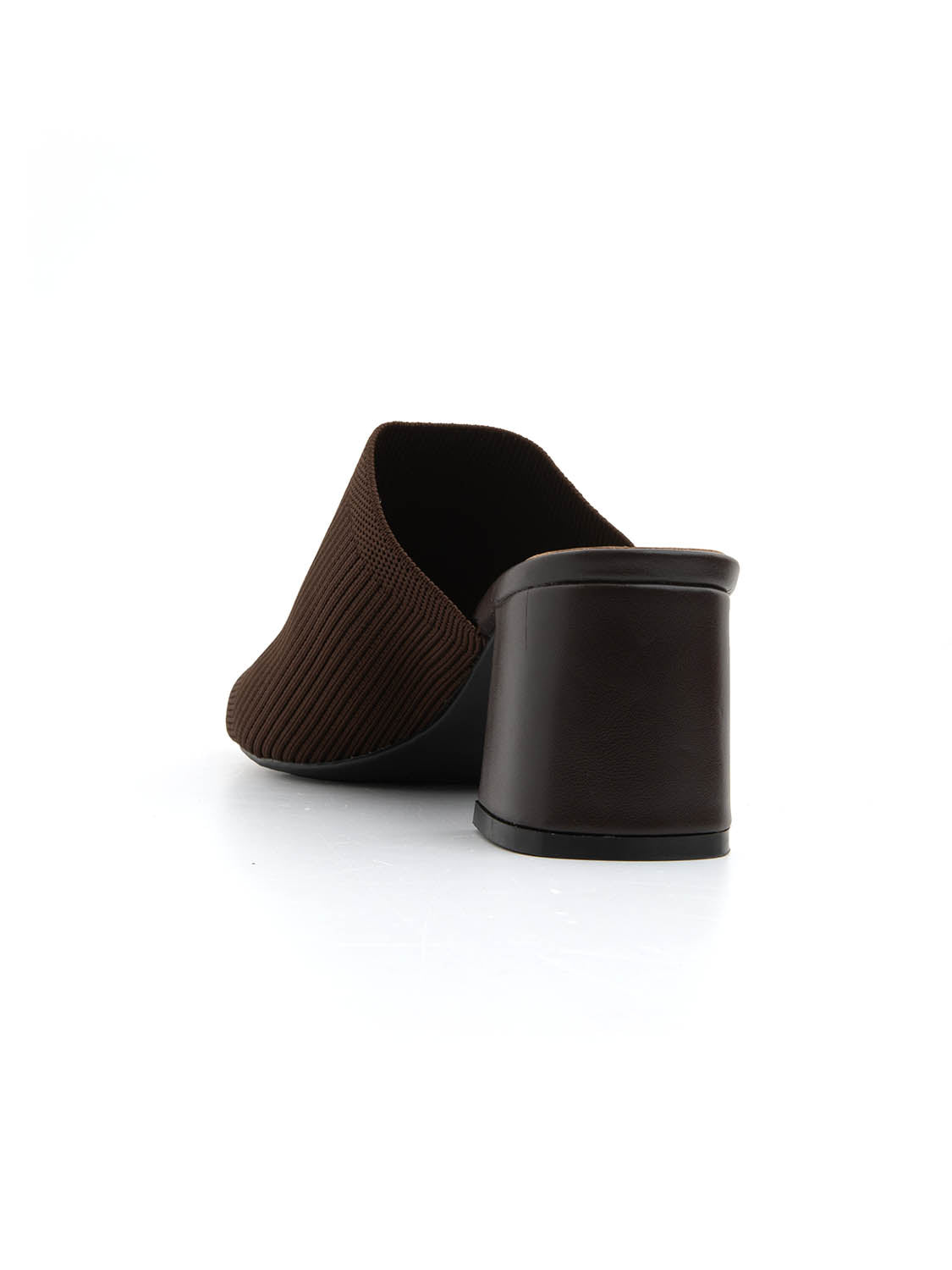 Clogs with wide heel and micro-braided strap - BROWN