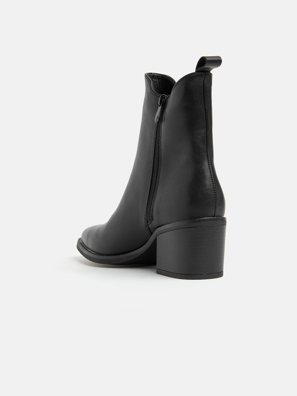 Ankle boot with square heel and elastic - BLACK