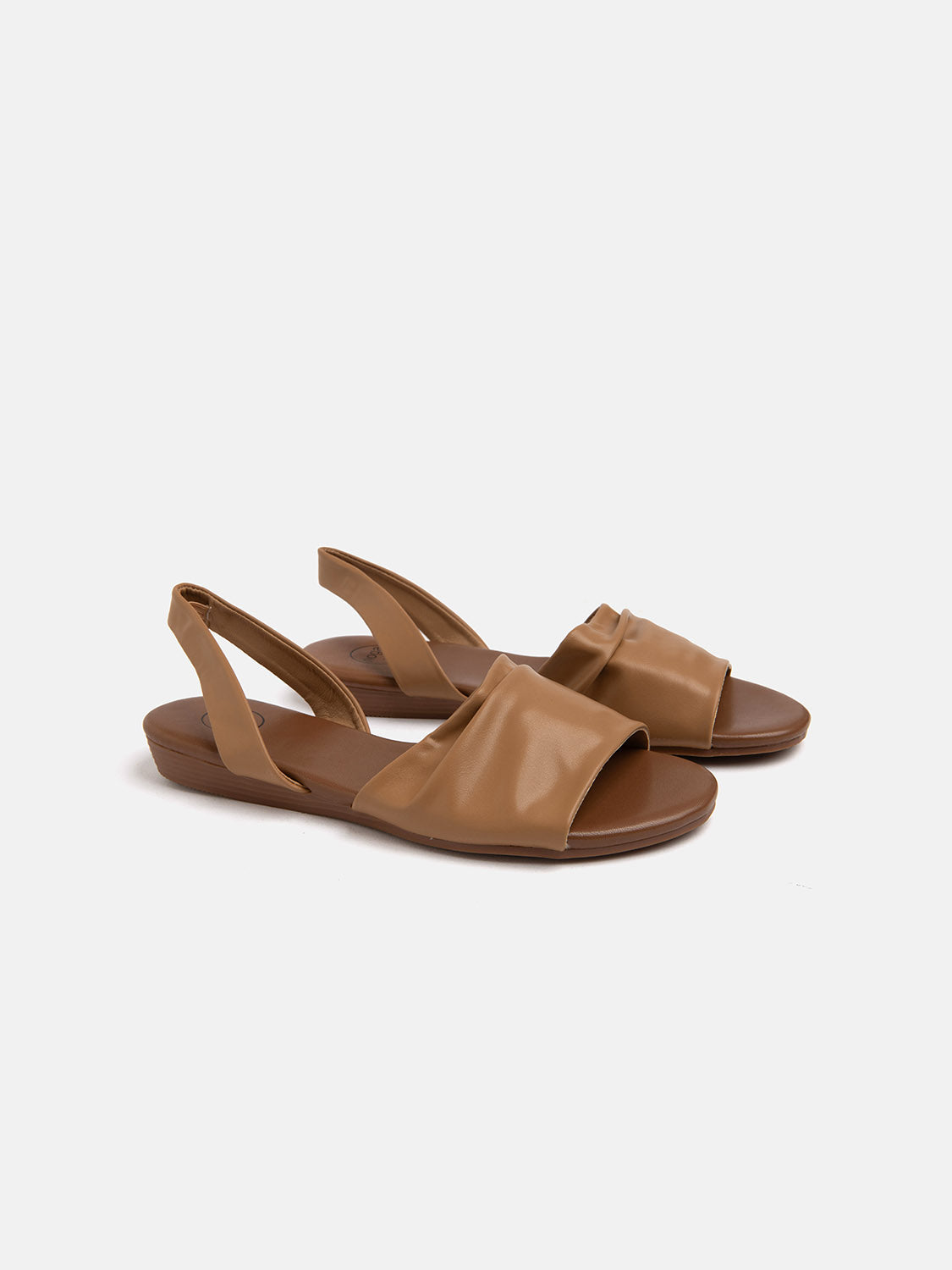 Flat sandal with wide wrinkled band - BROWN