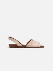 Flat sandal with wide wrinkled band - WHITE