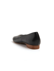 Ballerina con scollo a cuore e tacco 2 cm - NERO