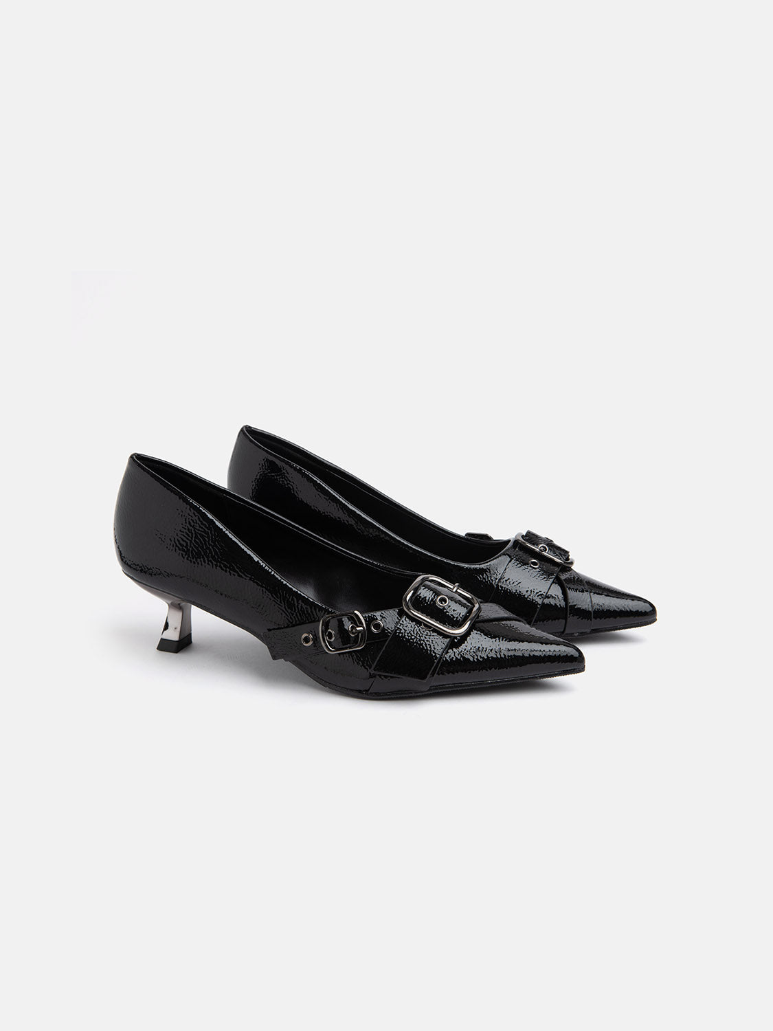 Patent leather pumps with kitten heel and maxi buckle - BLACK