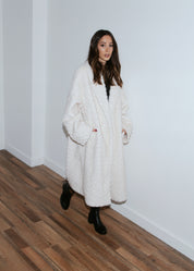 Cappotto lungo in ecopelliccia - BEIGE